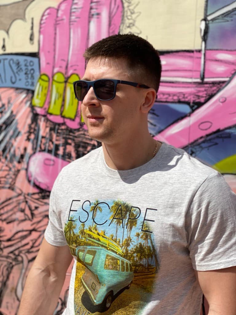 Артём Страхов